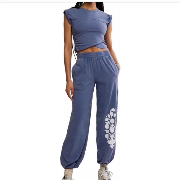 FP Movement by Free People Pants - FP Movement by FP Hot Shot Logo Crossover Set in Blue Indigo sz M NWT $9…